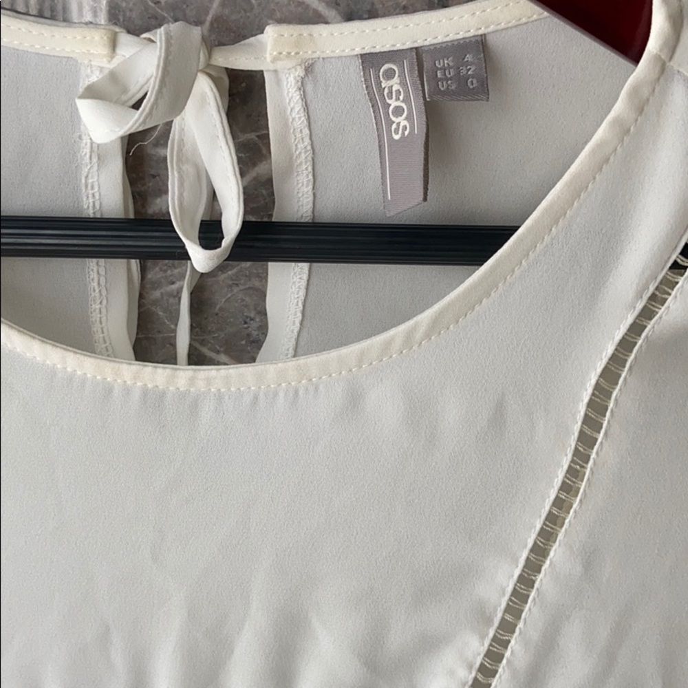 ASOS Layered Flowy Off-White/Cream Top - Picture 3 of 8